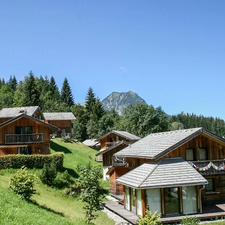 Holiday Alpenrose.9