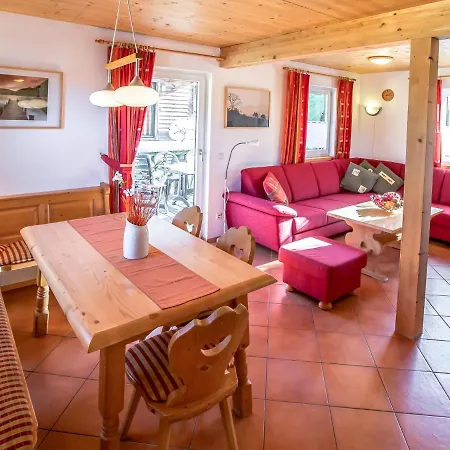 Holiday Alpenrose.9 Vakantiehuis Annaberg im Lammertal
