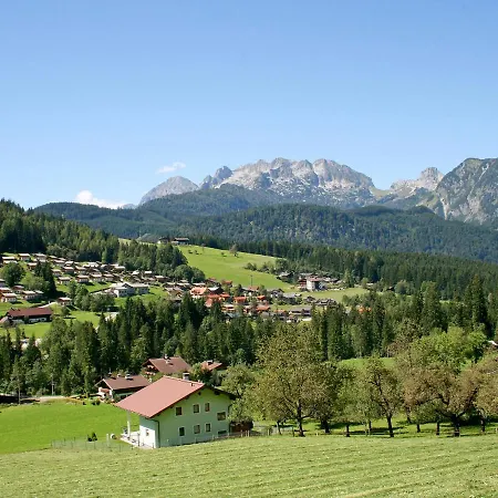 Holiday Alpenrose.9 Vakantiehuis *